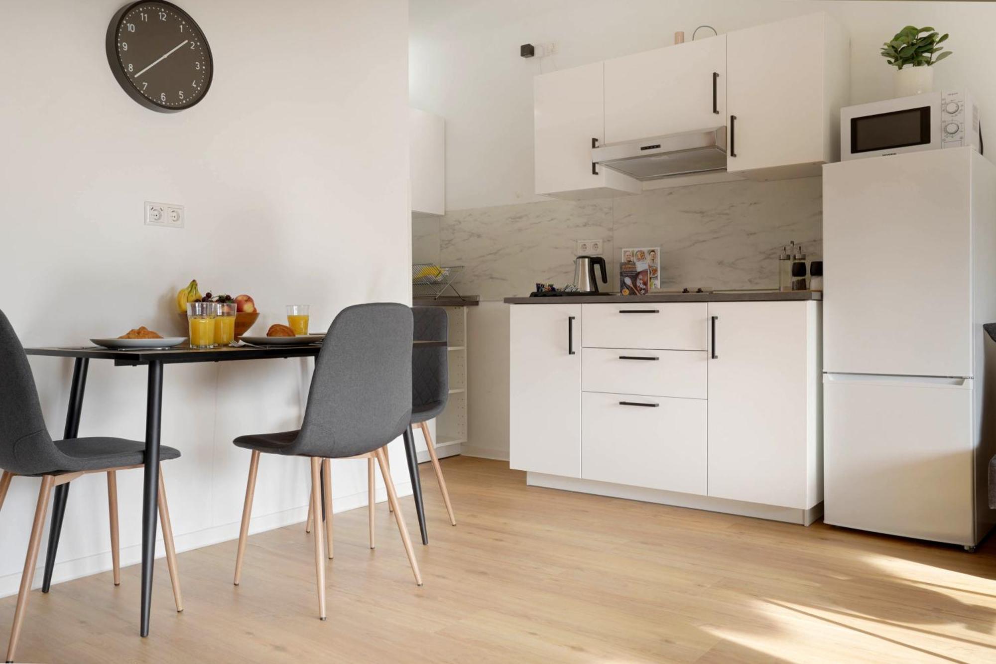 Schoene In I Private Parkplaetze Mit Ladesaeulen I Home2share